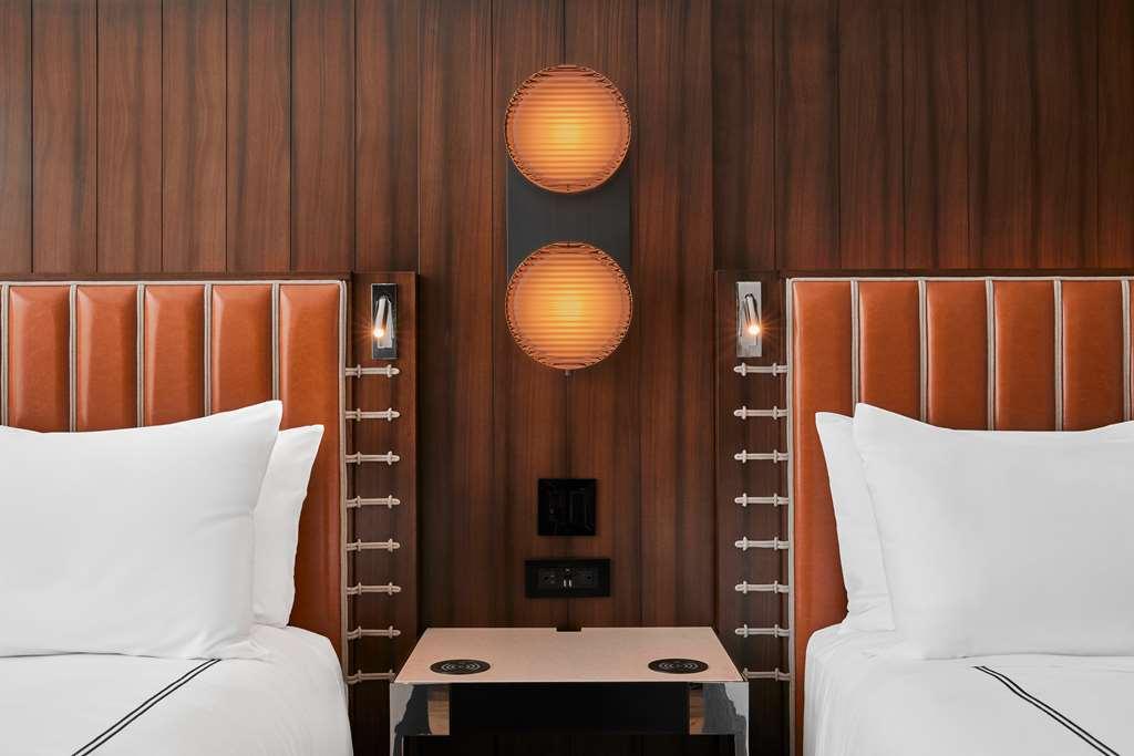 Hotel The Godfrey Detroit Curio Collection By Hilton Pokoj fotografie
